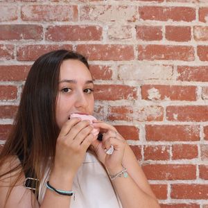 Meet your Posher, Alexis